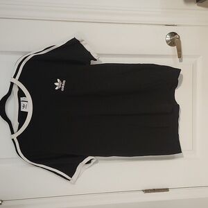 Adidas t-shirt L